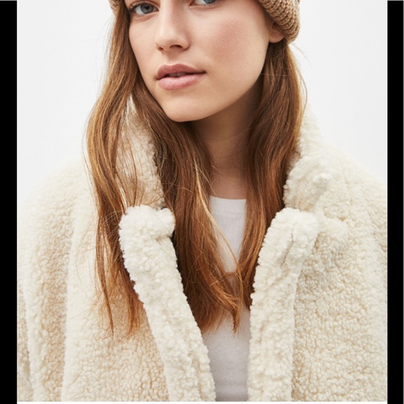 Long faux shearling double-breasted coat in cream - Picture 6 of 8